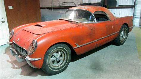 Uncover hidden treasures of the british countryside with our guide to forza horizon 4 barn finds. Barn Find Custom: 1954 Corvette - Barn Finds