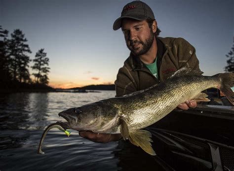 Learn about the best ones on the market with this useful buying guide! 5 Presentations for Early Season Walleyes from Northland