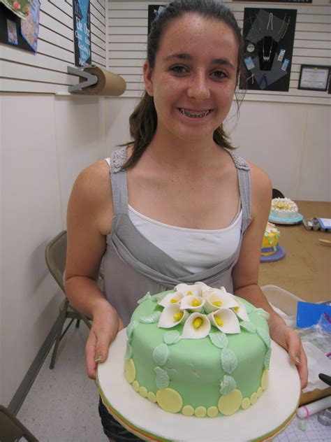 Judy Cakes Sugar Arts Gum Paste And Fondant Students Create Final Cake