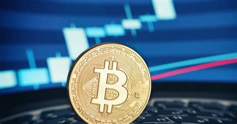 In most countries that embrace free markets and personal freedom to a certain degree, the use of bitcoin is completely legal and safe. Fundstrat's Tom Lee: Bitcoin Price Set to Rise In Late ...