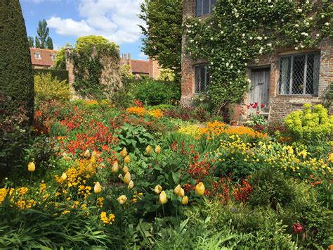 Sissinghurst Castle Garden - The English Garden