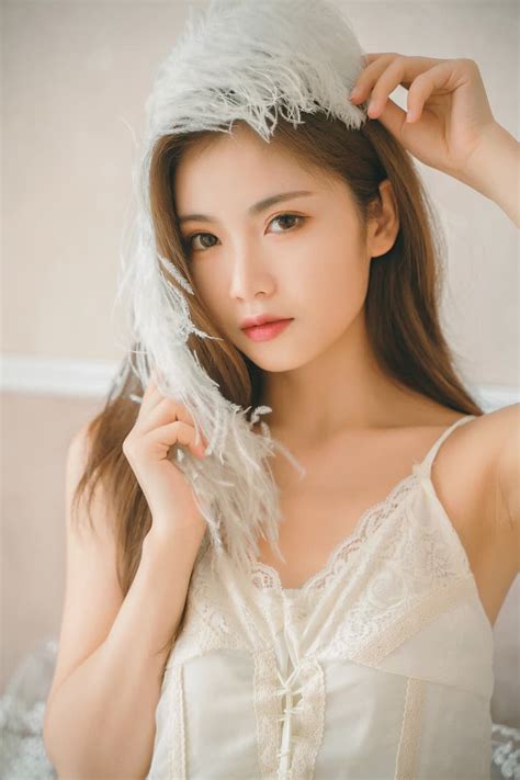 여자들 모델 아시아인 중국 모델 갈색 머리의 실내의 여성 Hd 데스크탑 벽지 Wallpaperbetter