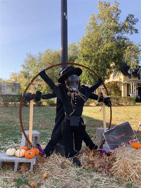 Old Wethersfield Scarecrow Walk — Knot So Loud