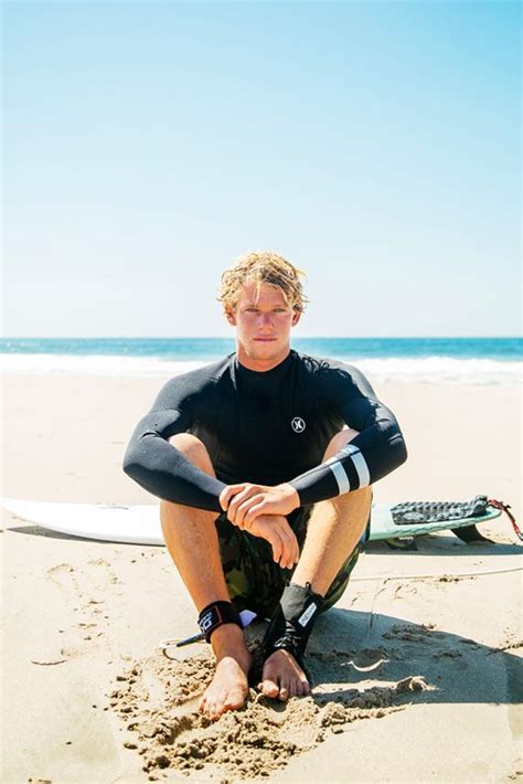 Pin By Adrienne Nussey On Surfer Surfer Guys Hot Surfers Surfer Dude