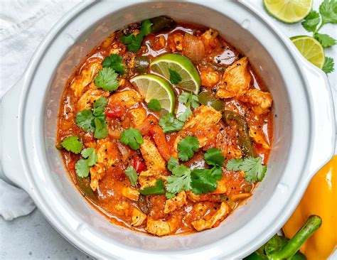 Kids tend to like chicken and if you watch for sales, you i love your idea for a whole meal straight from the crock pot! Crock-pot Chicken Fajitas | Recipe | Clean food crush ...