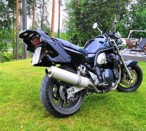 Aufpolstern und abpolstern sowie eigene logos können gern dazu gebucht werden. Suzuki GSF 1200 S Bandit 1 200 cm³ 1997 - Laukaa ...