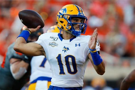 Incarnate Word Cardinals Vs Mcneese State Cowboys Prediction And Match