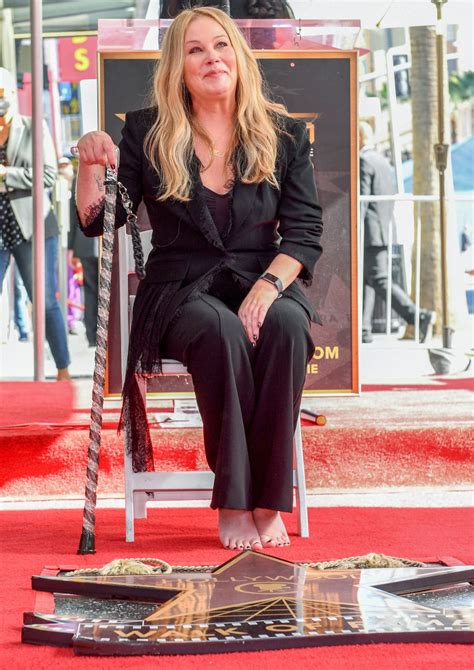 Christina Applegate Wasnt Wearing Shoes At Walk Of Fame Ceremony