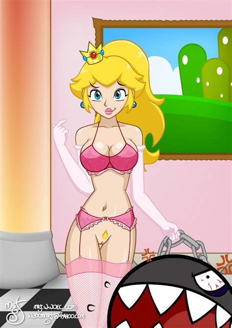 Chain Chomp And Princess Peach Mario Series And Super Mario Bros