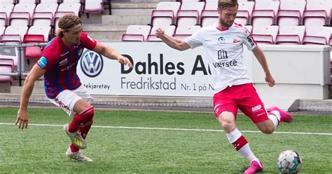 Ulsteinvik ( help · info )ist einestadtin dergemeinde ulsteinimnorwegischenlandkreismøre og romsdal. Før kampen: FFK - Hødd / Fredrikstad