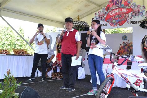 Pembahasan mengenai hak anak angkat, terutama mengenai pembagian harta keluarga selalu jadi sorotan. Rare Bali Festival 2018, Rai Mantra Ajak Angkat Kearifan ...