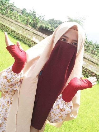We did not find results for: Foto: Gaya Hijab Bercadar Remaja Bogor yang Populer Instagram, Ranti Amalia
