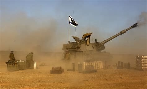 Israeli Commandos Make First Ground Incursion In Gaza