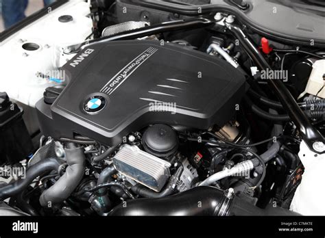 Bmw Twinpower Twin Scroll Turbo System Explained Off