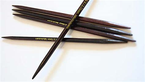 We sell knitting needles in both birch wood and metal, knitting needles for both beginners and for practiced, long as short, thick and thin as well as our wooden knitting needles consist of high quality birch wood. ZEN Ebony Double Point Round Knitting Needles at Fabulous Yarn