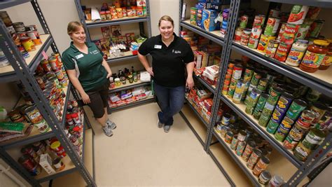 Ivy Tech Opens Food Pantry For Students
