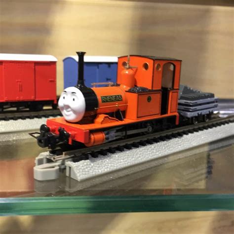 Bachmann thomas friends g large scale. Marcus Perez on Twitter: "Bachmann Rheneas @TheUnluckyTug ...