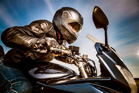 Long Distance Motorcycle Riding Tips Complete List
