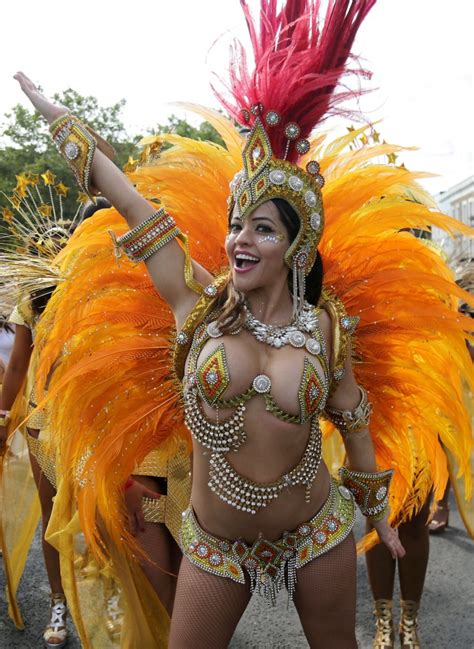 Notting Hill Carnival Pictures Reveal Incredible And Adventurous Costumes Metro News