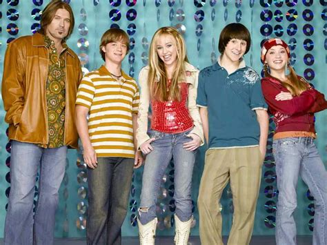Miley Cyrus Reveals Hour Work Schedule From Hannah Montana Days News Hub Pro News Sports