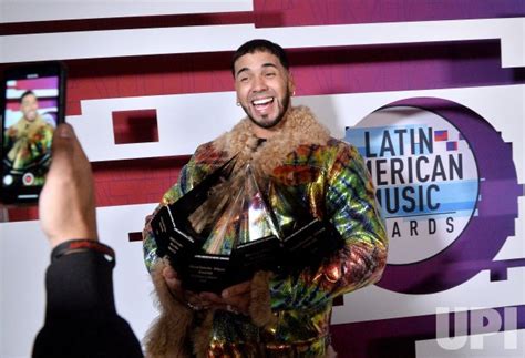 Photo Anuel Aa Wins Awards At Latin American Music Awards In Los