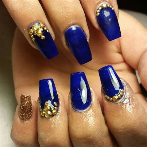 Experience The Glamorous Style Of Royal Blue Nail Designs Be Modish