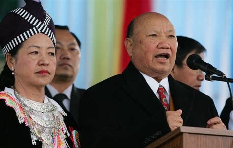 Hmong Community Military Leader Vang Pao Dies At 81 Mpr News