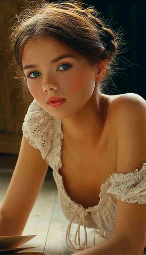 Pin By Alexsissimo On Beauté Beautiful Girl Face Beautiful Little
