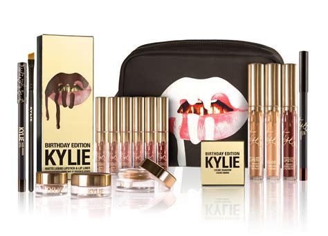 メール便可 2セットまで Sale【正規品】新品 Kylie Cosmetics バースデーコレクション 通販 Lasminasgobmx