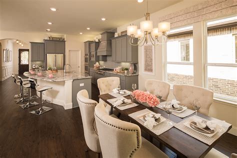 Discover the latest trends in decorating with our helpful tips and ideas and create the home of your dreams. New Homes in 77386 | Harmony 50' Series at Vivace | Shea Homes