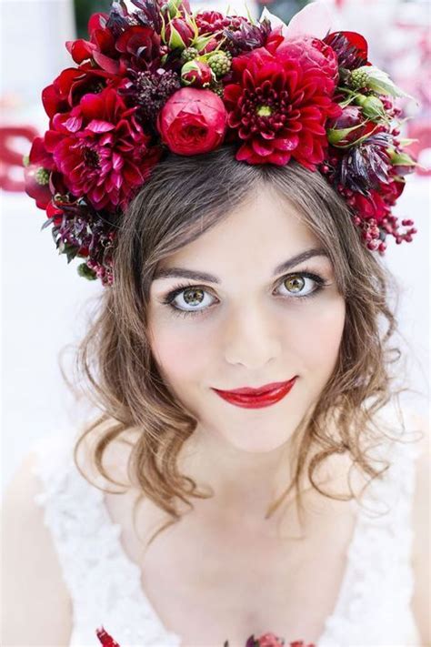 40 Beautiful And Bold Fall Floral Crowns For Brides Red Flower Crown