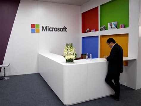 Microsofts Four Day Week In Japan Led To A 40 Increase In