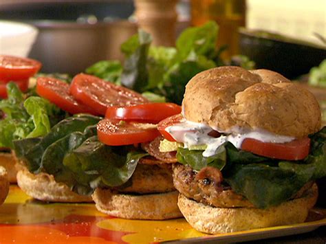 Made with garlic mayo, avocado, cheese, lettuce and tomato. Chicken burgers with garlic-rosemary mayonnaise | WizardRecipes