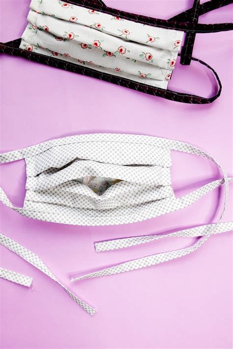 How to Sew a Face Mask with Filter Pocket (NO ELASTIC ...
