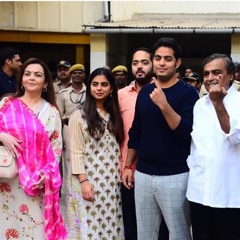 Akash ambani is an indian businessman and son of mukesh ambani, the richest indian and the chairman of reliance industries limited. Isha Ambani, Akash Ambani's childhood photo with Nita ...