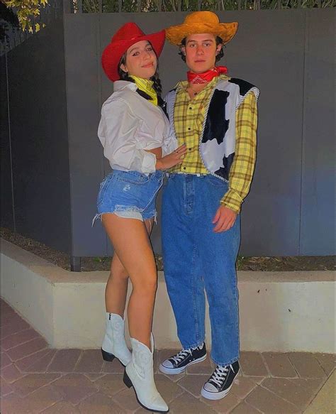 Photo Credits Kenzie♡ On Instagram Halloween Costumes Brunette Couples Halloween Outfits