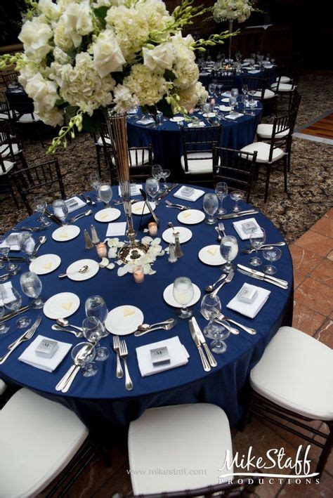 31 Stunning Maroon And Silver Wedding Decorations | Silver wedding