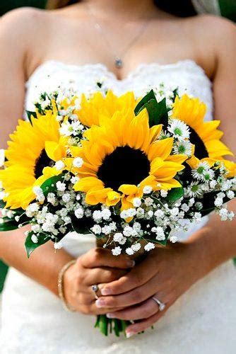 42 Brilliant Sunflower Wedding Bouquets For Happy Wedding