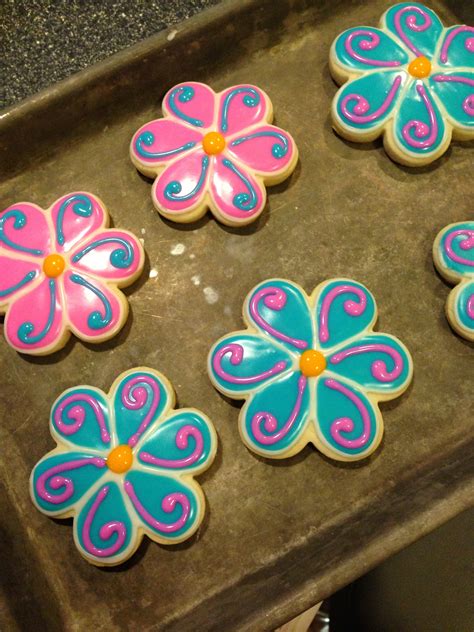 Flower Cookies Dont Like He Colors But Like The Idea Flower