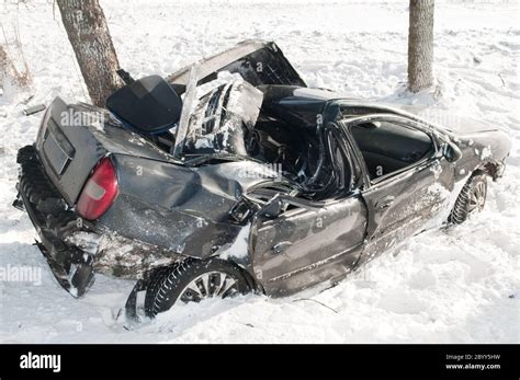 Winter Car Crash Accident Stock Photo Alamy