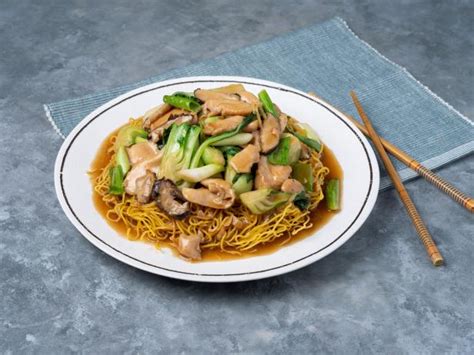 Hong Kong Style Chicken Chow Mein Recipe Jet Tila Food Network