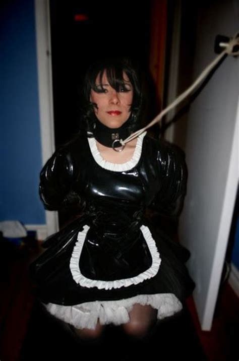 Latex Maid Moist Shemale Extrem Cock