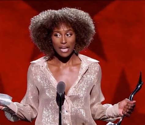 Must See Issa Rae Encourages Girls To Embrace Their Diversity
