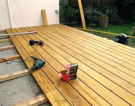 Plancher Bois Exterieur Plancher Bois Terrasse Exterieur Idees Conception Jardin Idees