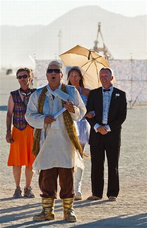 People Getting Married At Burning Man 20 Pics