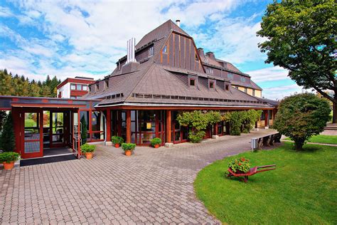 Situated in the centre of brugg, the venue gives quick access to bahnpark brugg history museum. Hotel - Hotel Haus Silberbach Selb Oberfranken