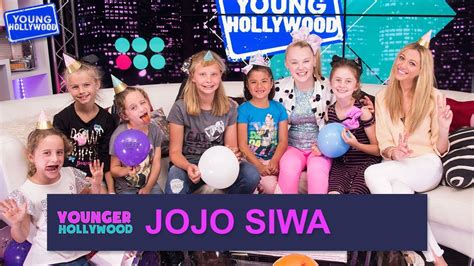Jojo Siwa Gets A Special Birthday Surprise With Fans Youtube