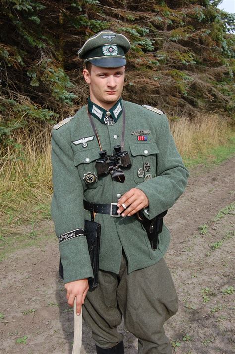World War 2 Army Uniforms