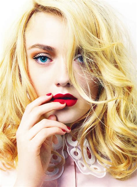 Dakota Fanning Elle Magazine Uk 02 Gotceleb