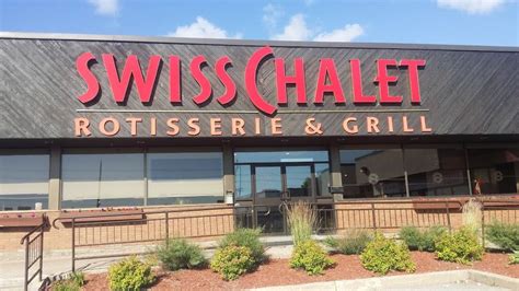 Swiss Chalet - Restaurant | 540 Montreal Rd, Ottawa, ON K1K 0T9, Canada